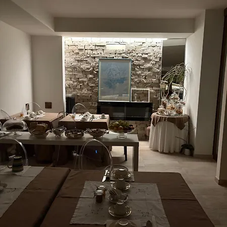 Vieniacasaccadia 4*
