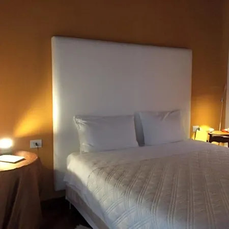 Vieniacasaccadia 4*